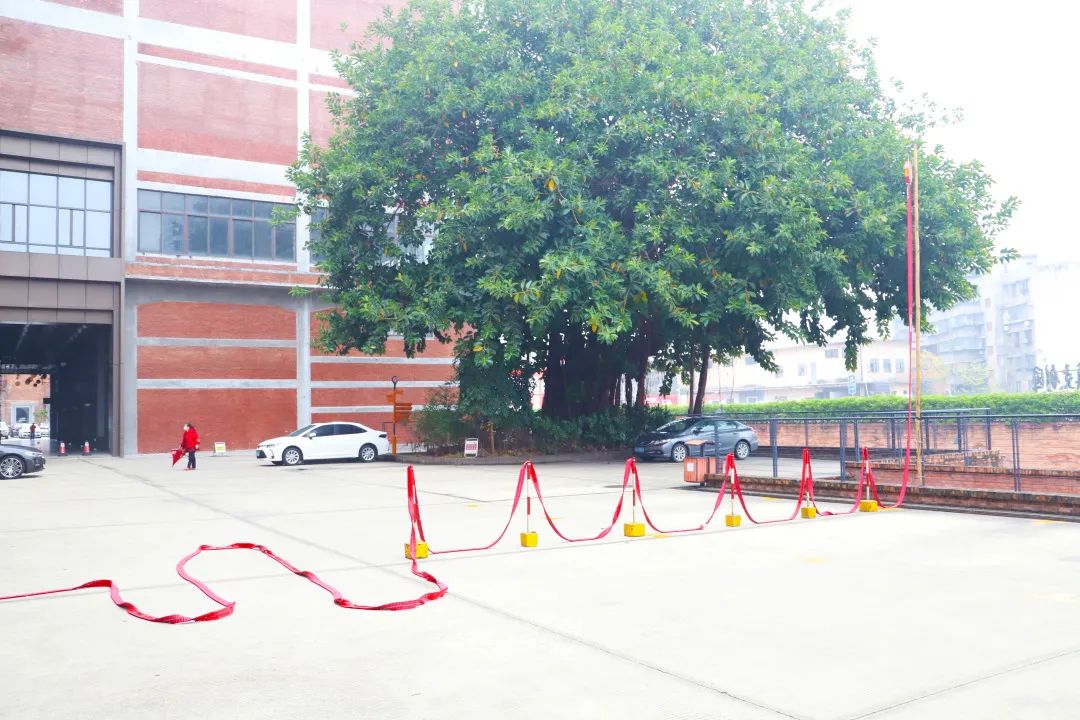 茄子视频更懂你陶瓷总部营销中心鞭炮齐鸣
